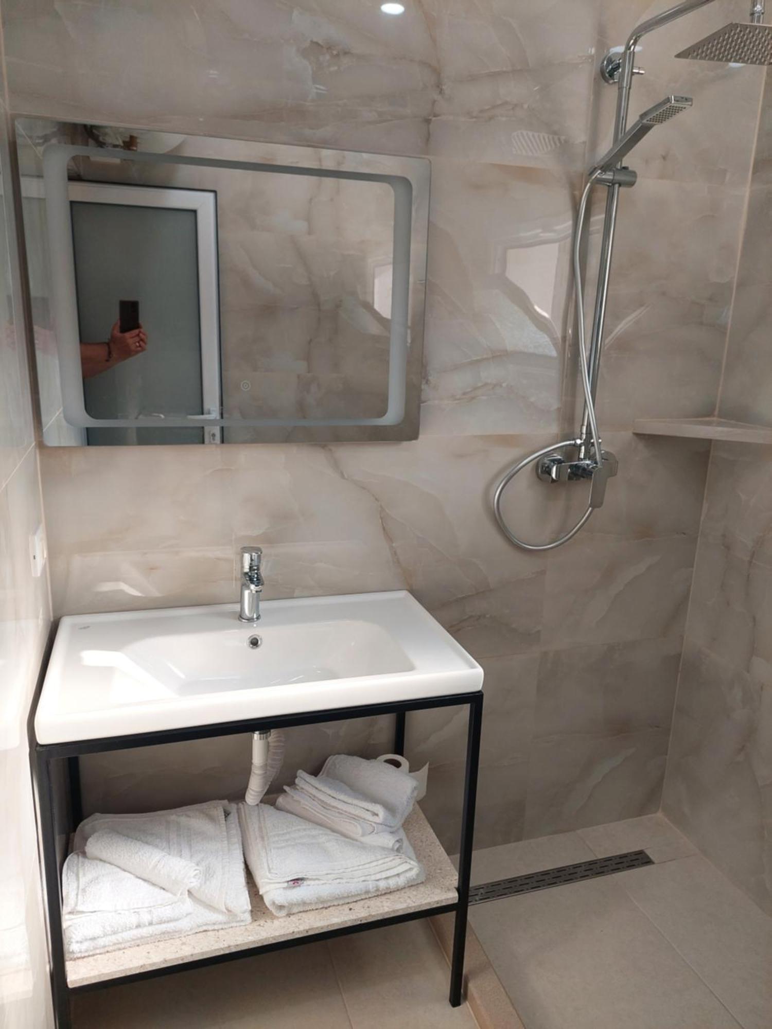 Sole Inn Vlora Kültér fotó